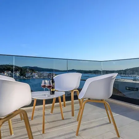 Penthouse Lux דירה *