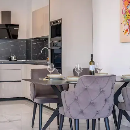 דירה Penthouse Lux *